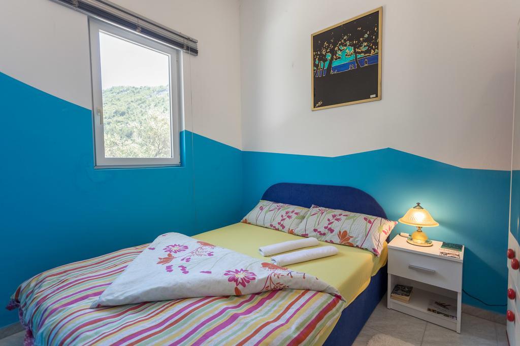 Apartments Laura บลัตเซ ภายนอก รูปภาพ